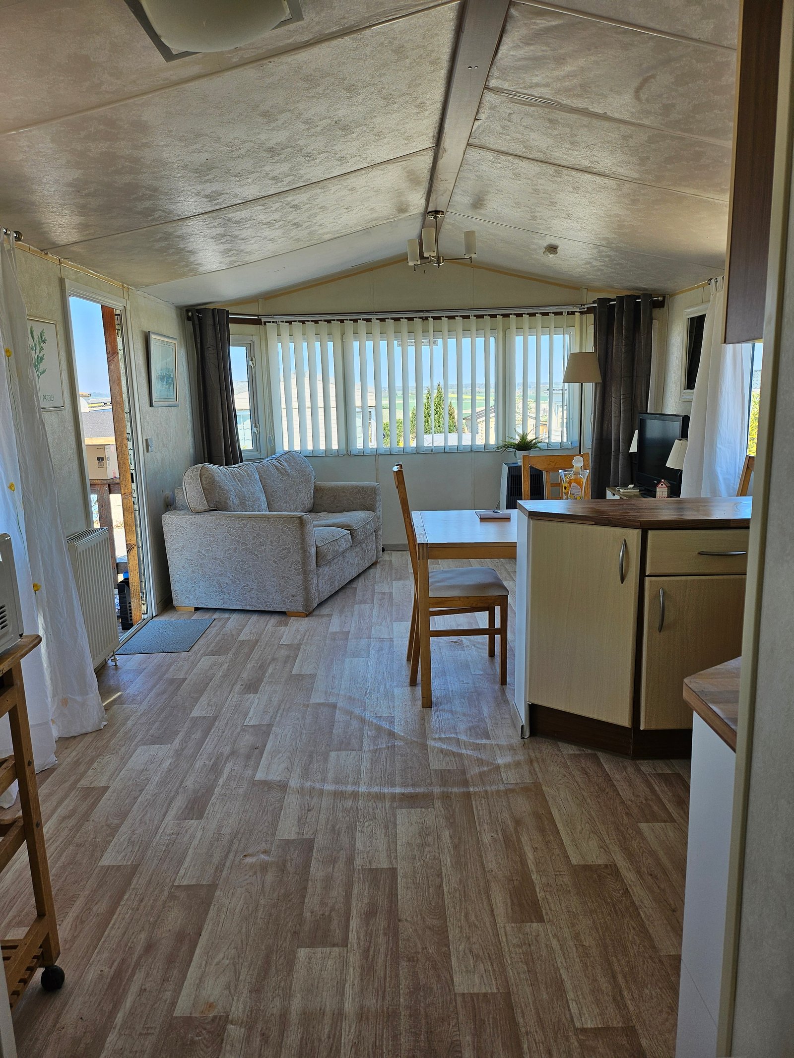 Lounge 3